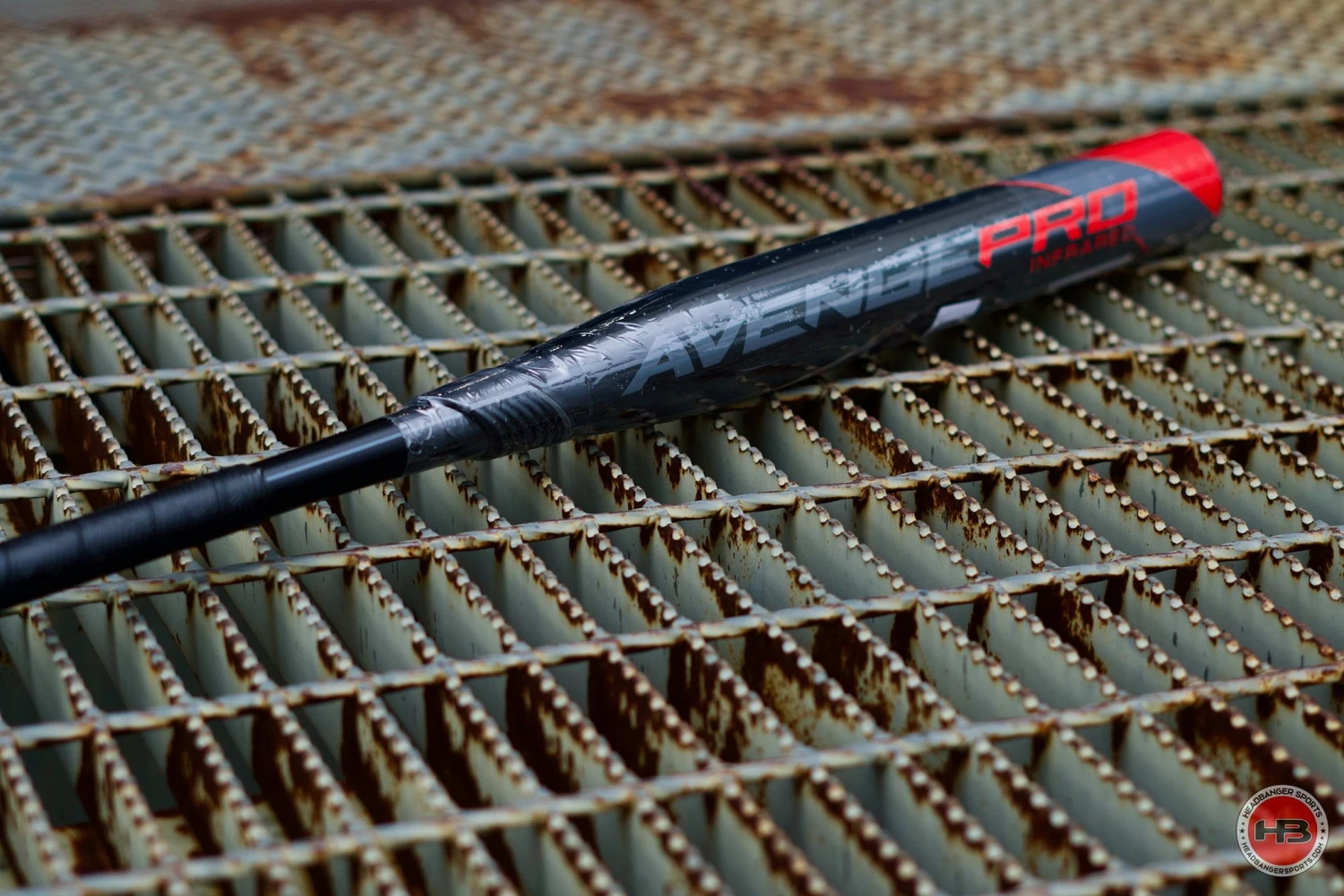 2022 AXE Avenge Pro Infrared Limited Edition USSSA/USA Slowpitch Softball Bat: L193JP 3 2022 AXE Avenge Pro Infrared Limited Edition USSSA/USA Slowpitch Softball Bat: L193JP - Image 3