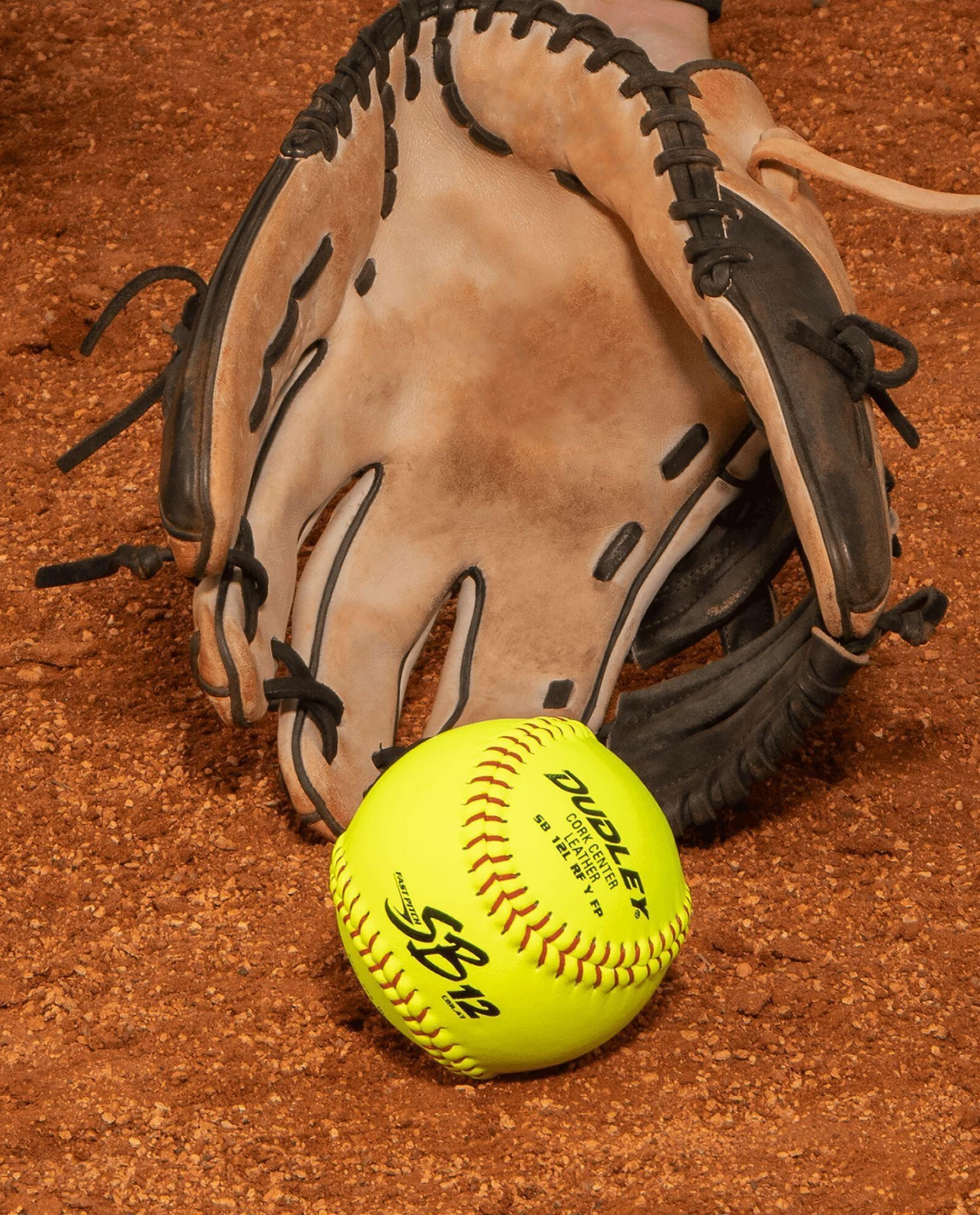 Dudley 12" NFHS SB 12 Fastpitch Softballs (Dozen): 4H311Y 3 Dudley 12" NFHS SB 12 Fastpitch Softballs (Dozen): 4H311Y - Image 3