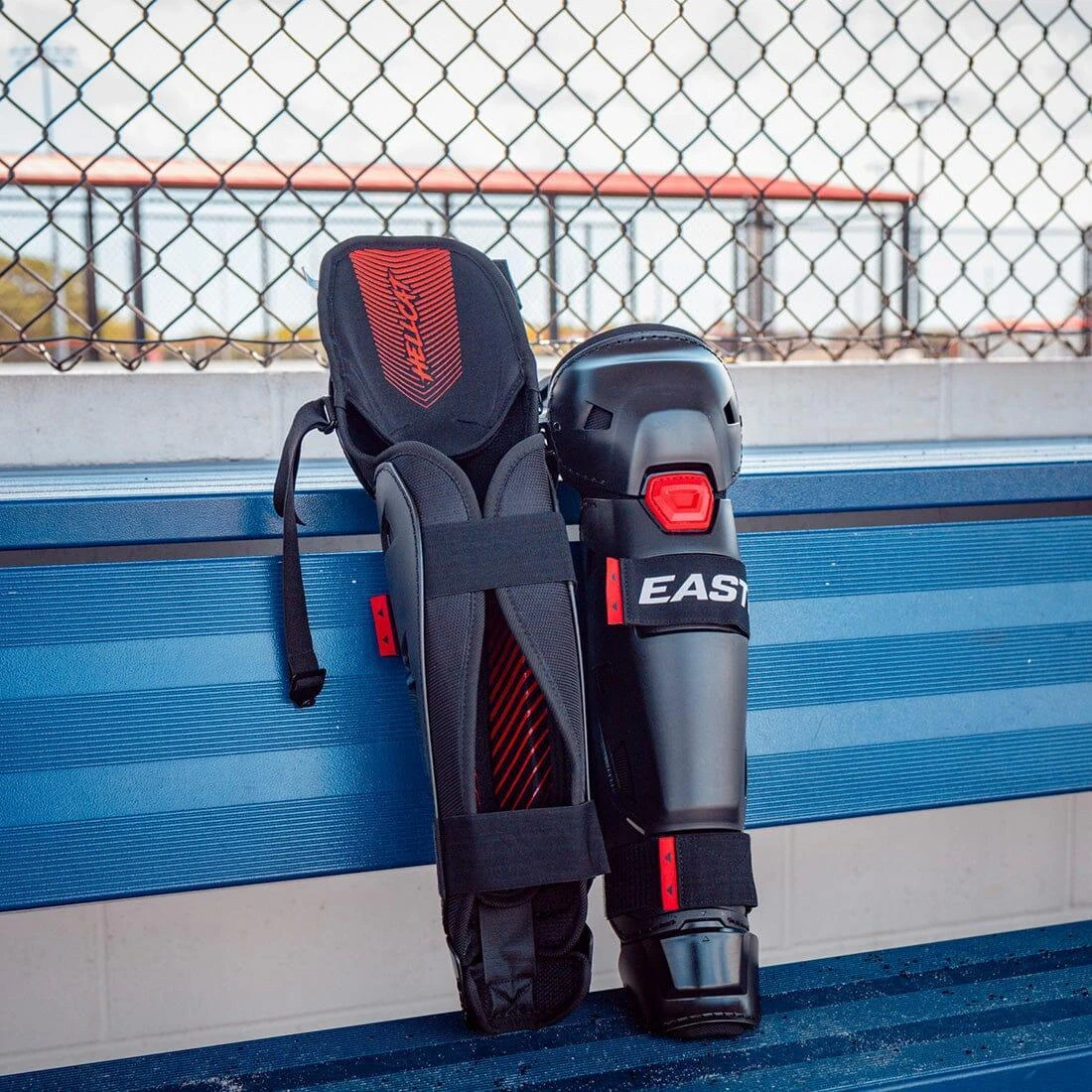 Easton Hellcat Slowpitch Fielding Leg Guards: EHCATL 4 Easton Hellcat Slowpitch Fielding Leg Guards: EHCATL - Image 4