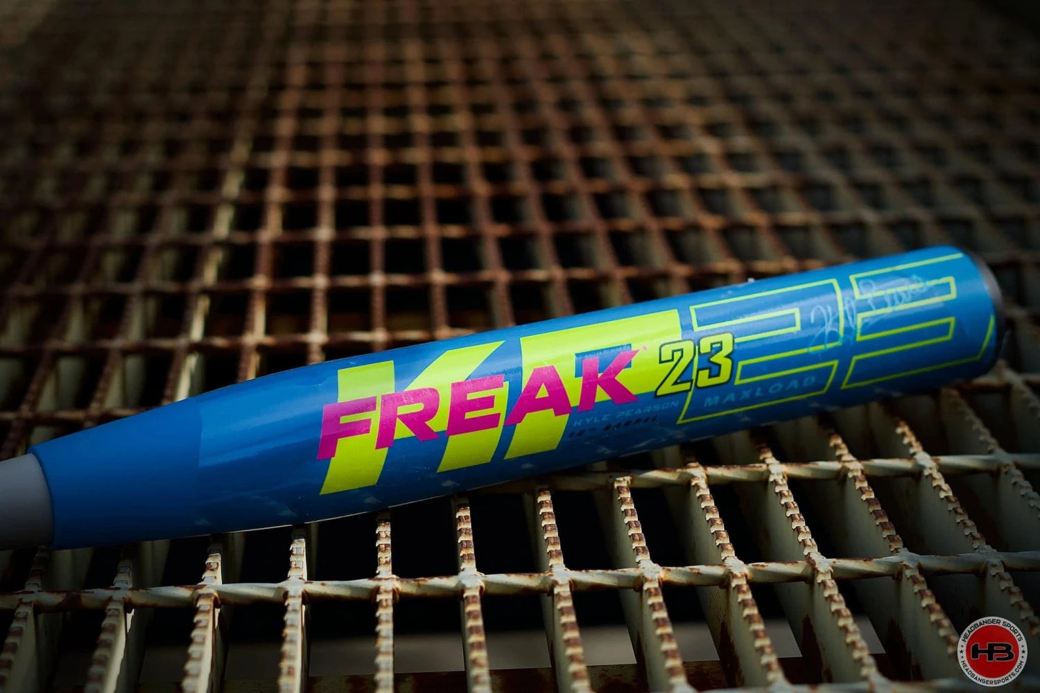 2022 Miken Freak KP 23 Limited Edition 12" USSSA Slowpitch Softball Bat: MKP22UB 7 2022 Miken Freak KP 23 Limited Edition 12" USSSA Slowpitch Softball Bat: MKP22UB - Image 7