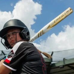 Marucci Echo Connect DMND (-11) Fastpitch Softball Bat: MFPECD11 6 Marucci Echo Connect DMND (-11) Fastpitch Softball Bat: MFPECD11 -Head Banger Sports Store Lifestyle 2 Marucci Echo Connect DMND 11 Fastpitch Softball Bat MFPECD11