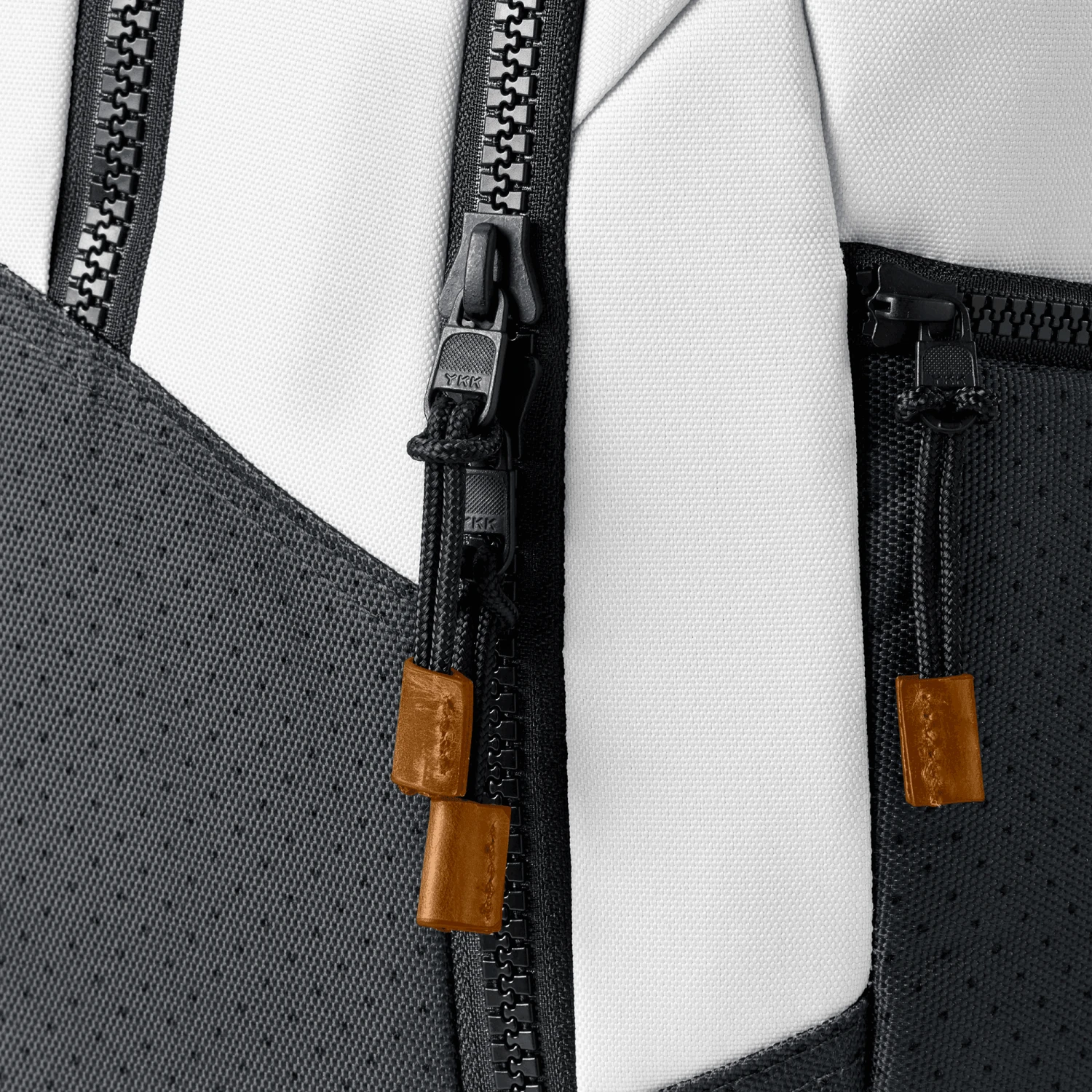 Wilson A2000 Backpack: WB57180 7 Wilson A2000 Backpack: WB57180 - Image 7